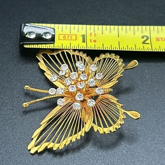 BOGO Free Jewelry...VTG Monet Gold Filagree Atomic Starburst Butterfly Brooch - Picture 6 of 6